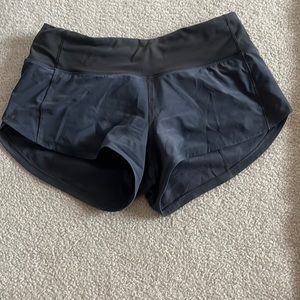 Lululemon Diamond Dye Speed ups size 2 2.5”